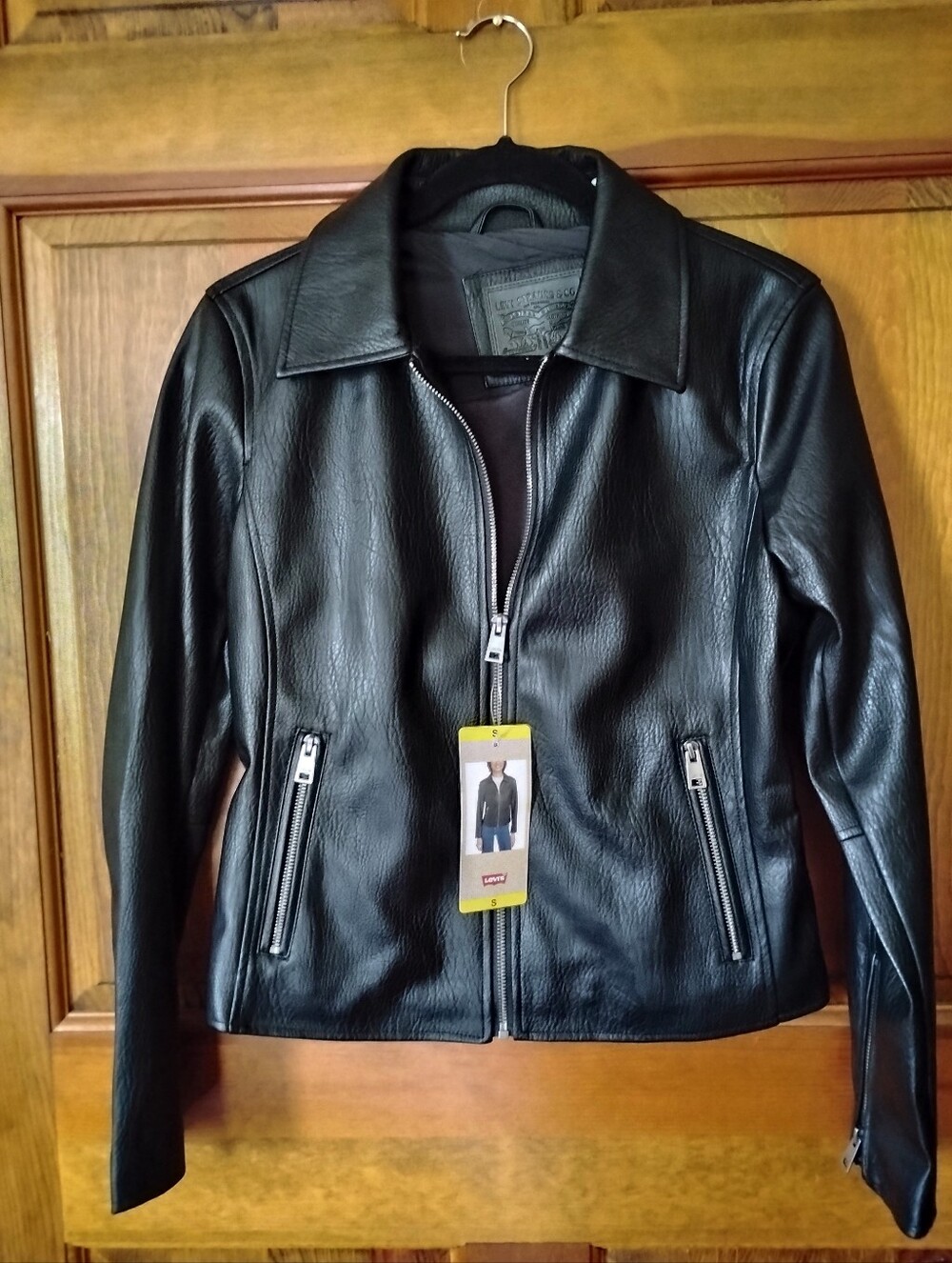 Levi's Black Women's Faux Leather Zip Jacket Sz Small NWT